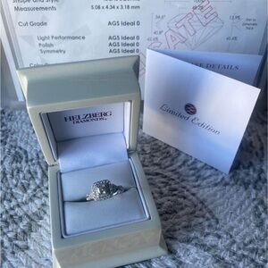 14k white gold Diamond ring